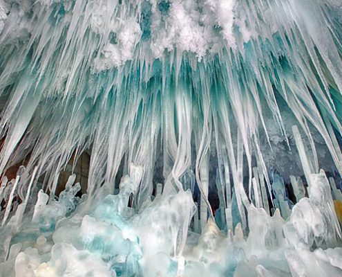 غار یخی اتاق